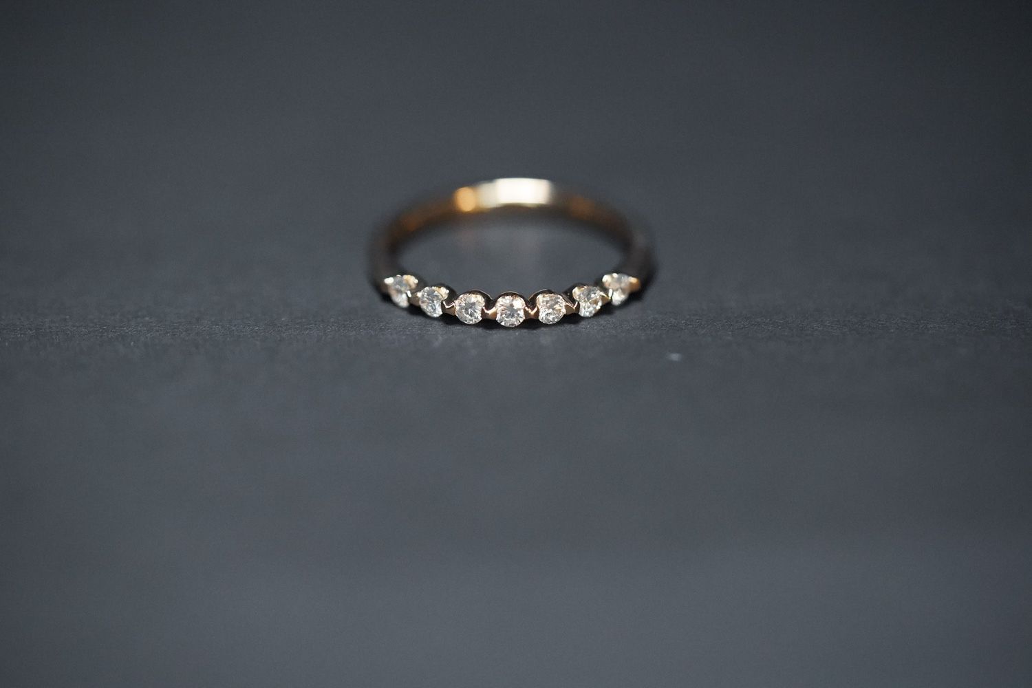 DDEX- 14KY 1.87g .25ctw Single Prong Diamond Stackable Band (size 6)