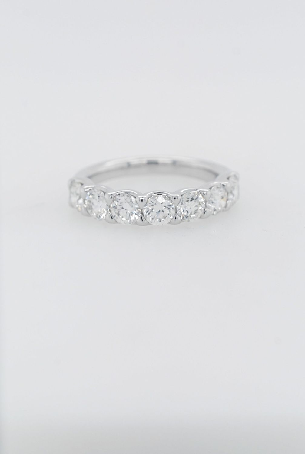 DAAD- 18KW 5.30g 2.30ctw Diamond U-Prong Stackable Band (size 6.5)