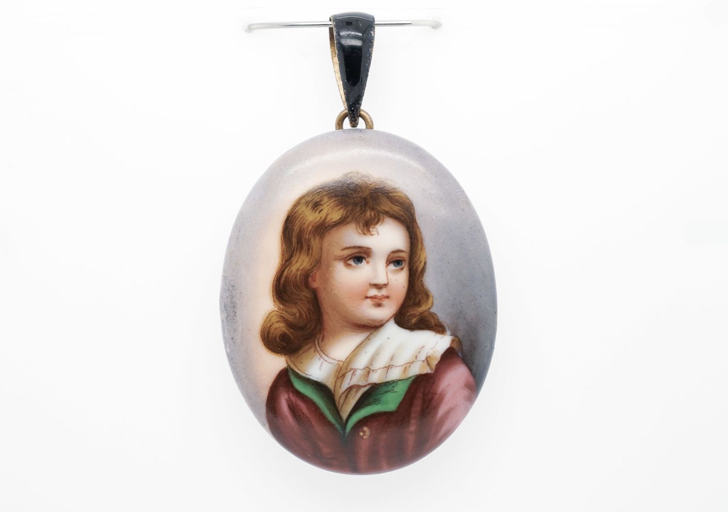 ARN- 10KY 18.4g Mourning Locket Pendant