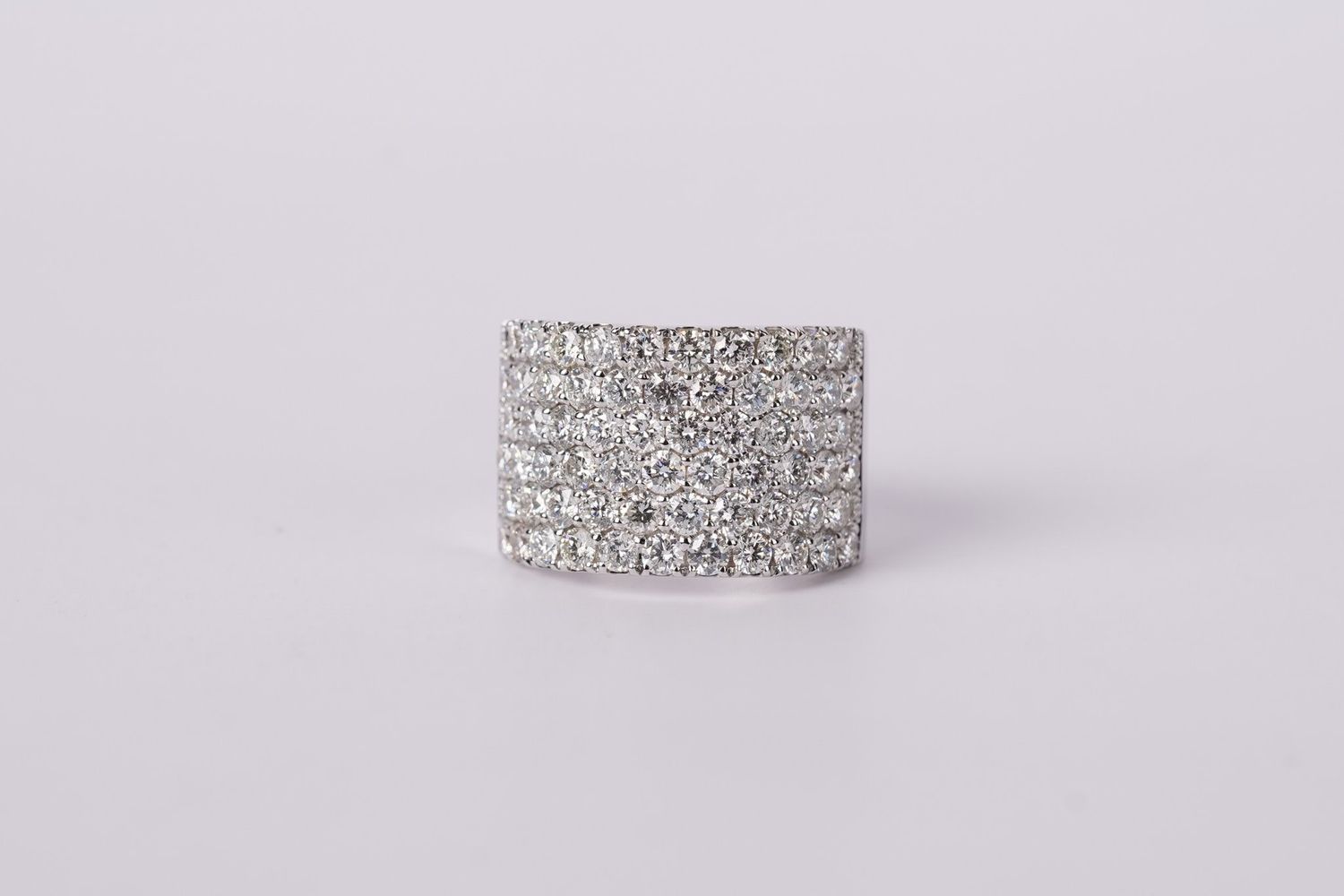NBAT- 18KW 14.50g 3.71ctw Wide Diamond Fashion Ring (size 6.75)