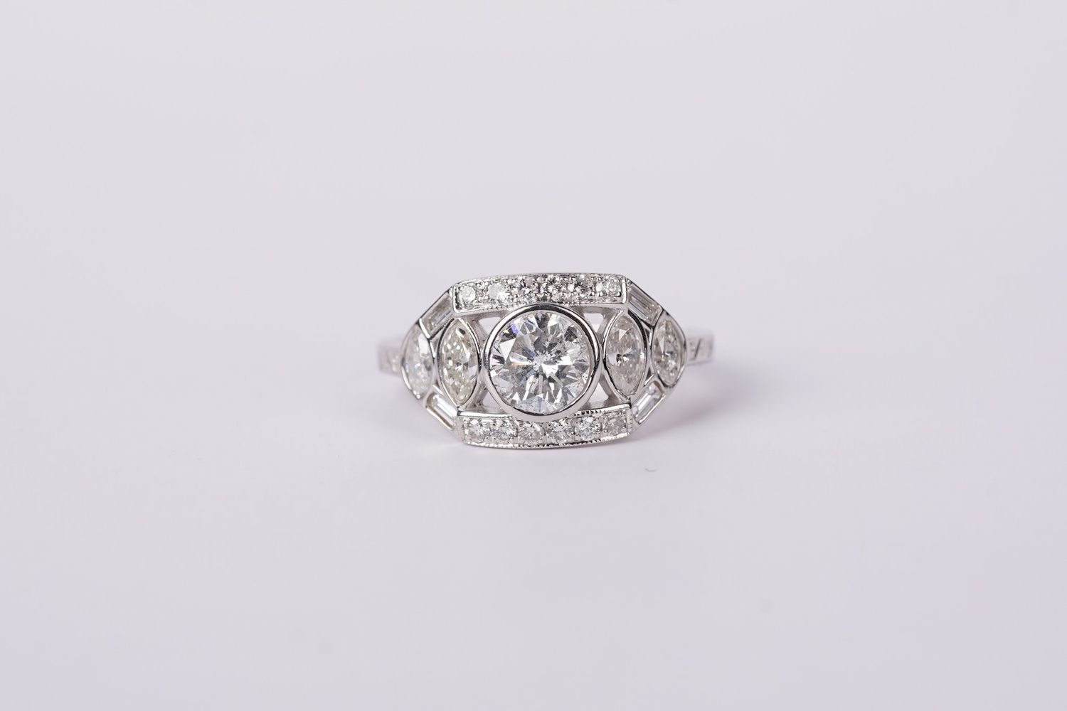 ANDT- 18KW 5.25g 2.11ctw (1.01ctr) H/I1 Diamond Engagement Ring (size 7)