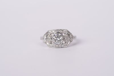 ANDT- 18KW 5.25g 2.11ctw (1.01ctr) H/I1 Diamond Engagement Ring (size 7)