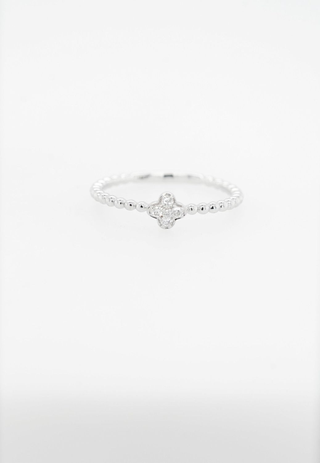 VAD- 14KW 1.54g .08ctw Diamond Beaded Clover Ring (size 7)