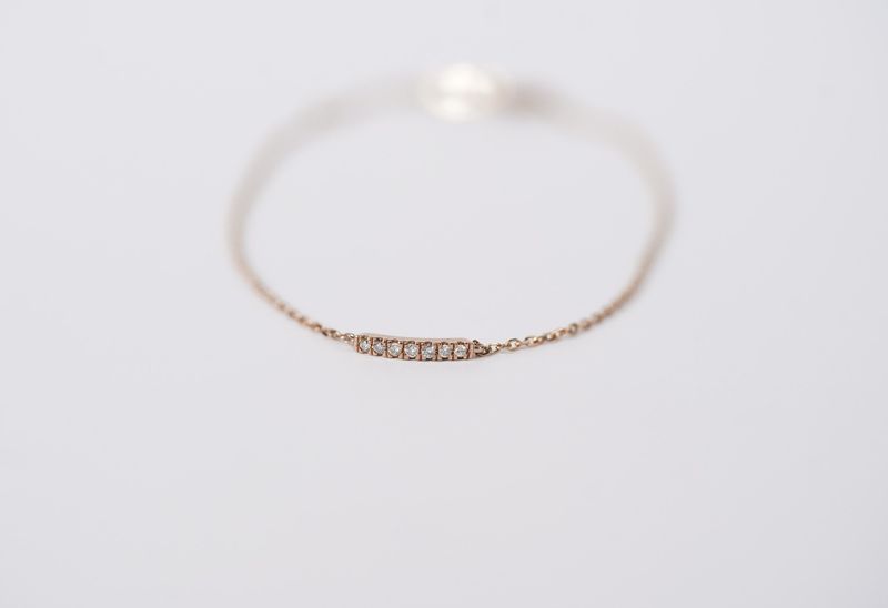 VTT- 14KR .90g .07ctw Diamond Bar Bracelet 7.5&quot;