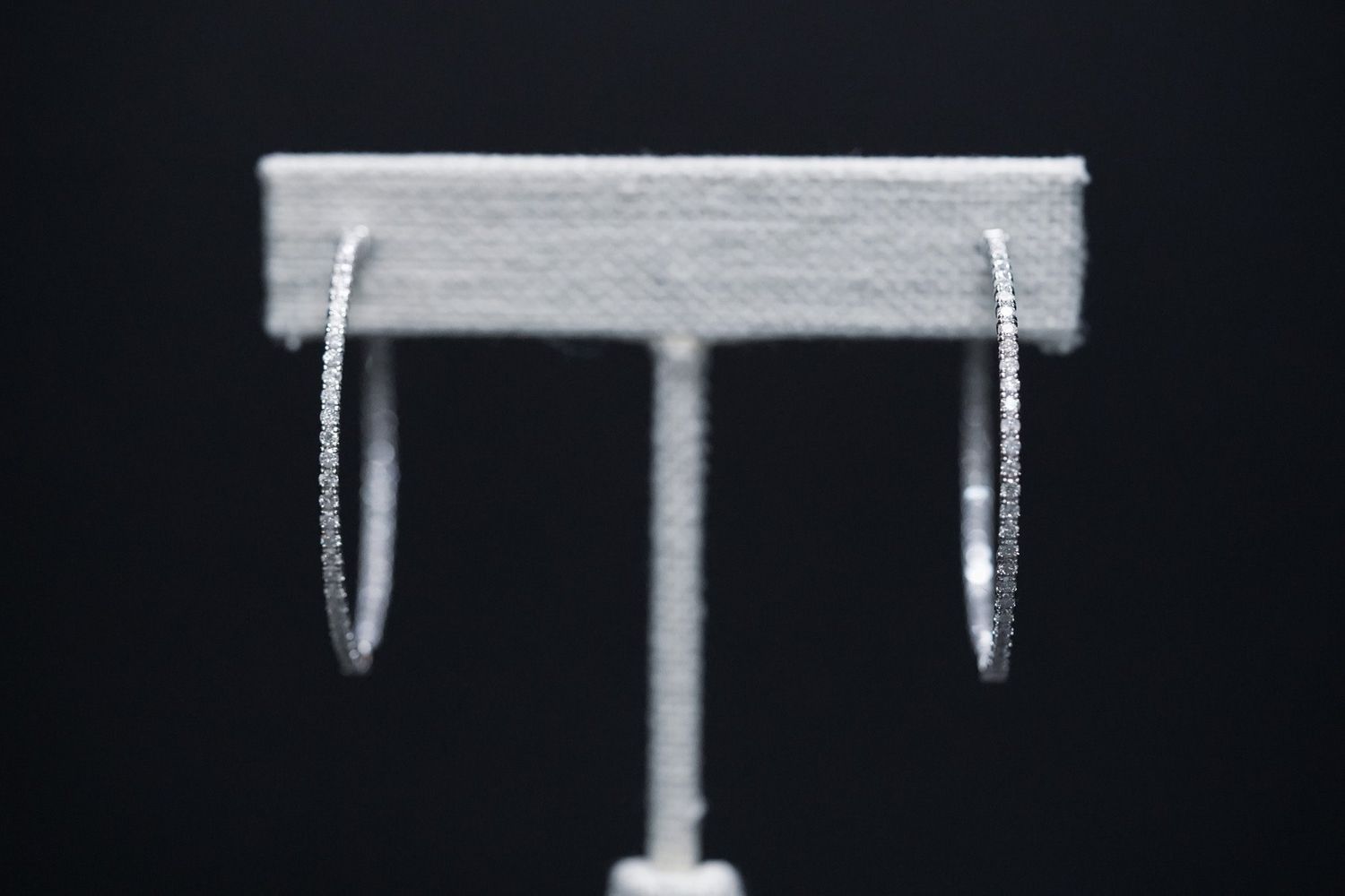 LLTX- 14KW 5.38g 1.55ctw Round Diamond Inside/Out Hoop Earrings