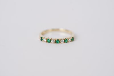 NET-18KY 2.13g .40ctw Emerald &amp; Diamond Stackable Band (size 6.5)