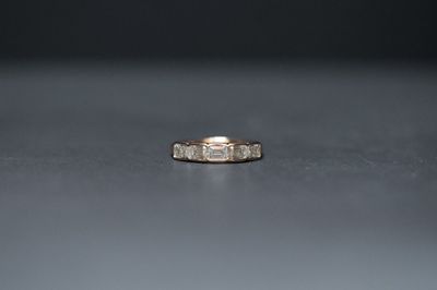 VIBB- 14KY 3.08g 1.50ctw I/VS1 GIA Emerald Diamond Half Bezel Band (size 6.5)