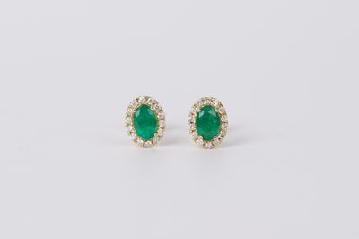 NVT- 14KY 1.30g .97ctw Emerald &amp; Diamond Halo Stud Earrings