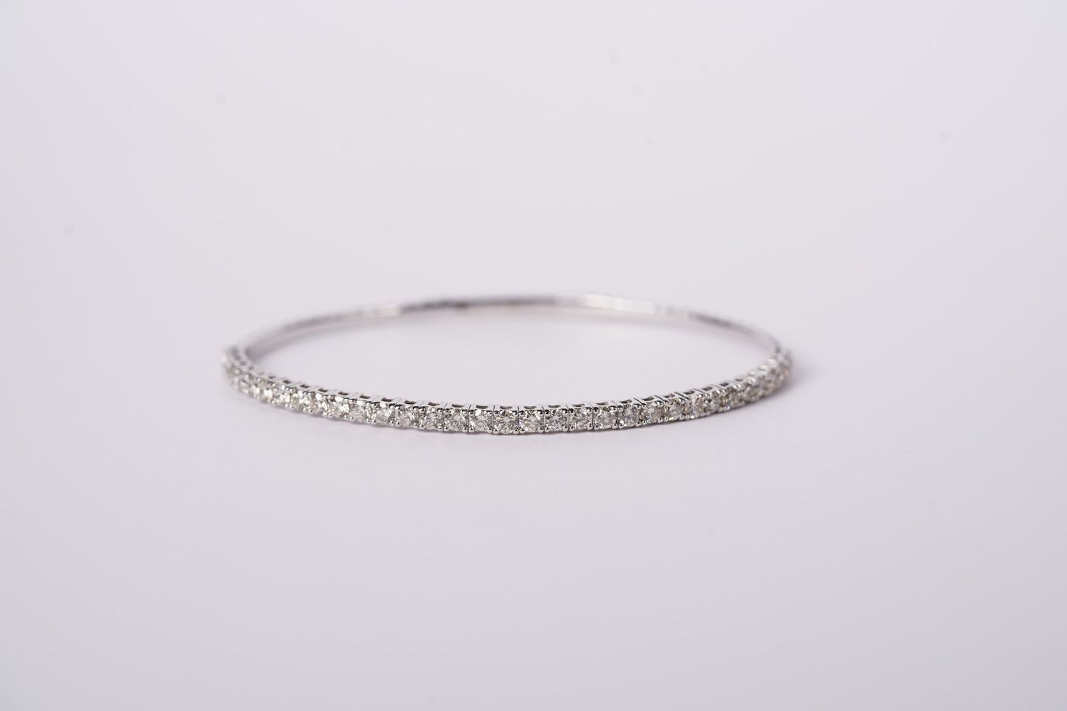 VNTTX- 14KW 7.05g 1.98ctw Diamond Flex Bangle