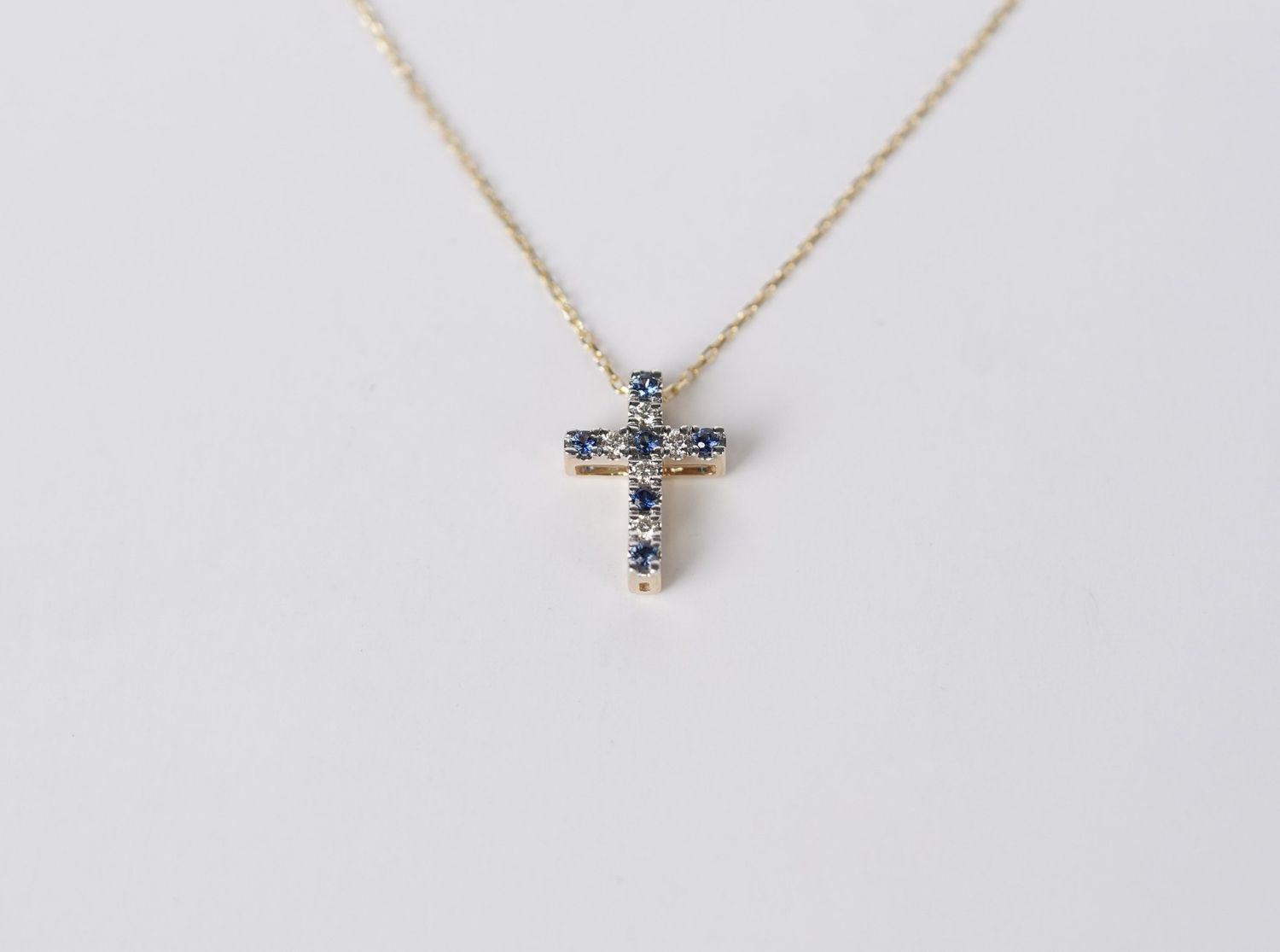 AVL- 14KY 1.8g .18ctw Sapphire &amp; Diamond Cross Necklace 16-18&quot;
