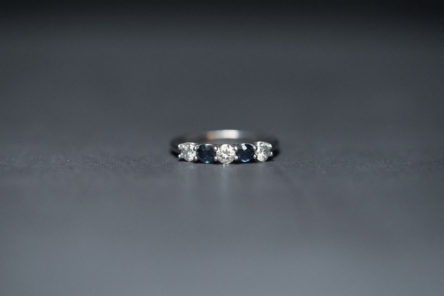 EETX- 14KW 2.39g .70ctw Diamond &amp; Sapphire Stackable Ring (size 7)
