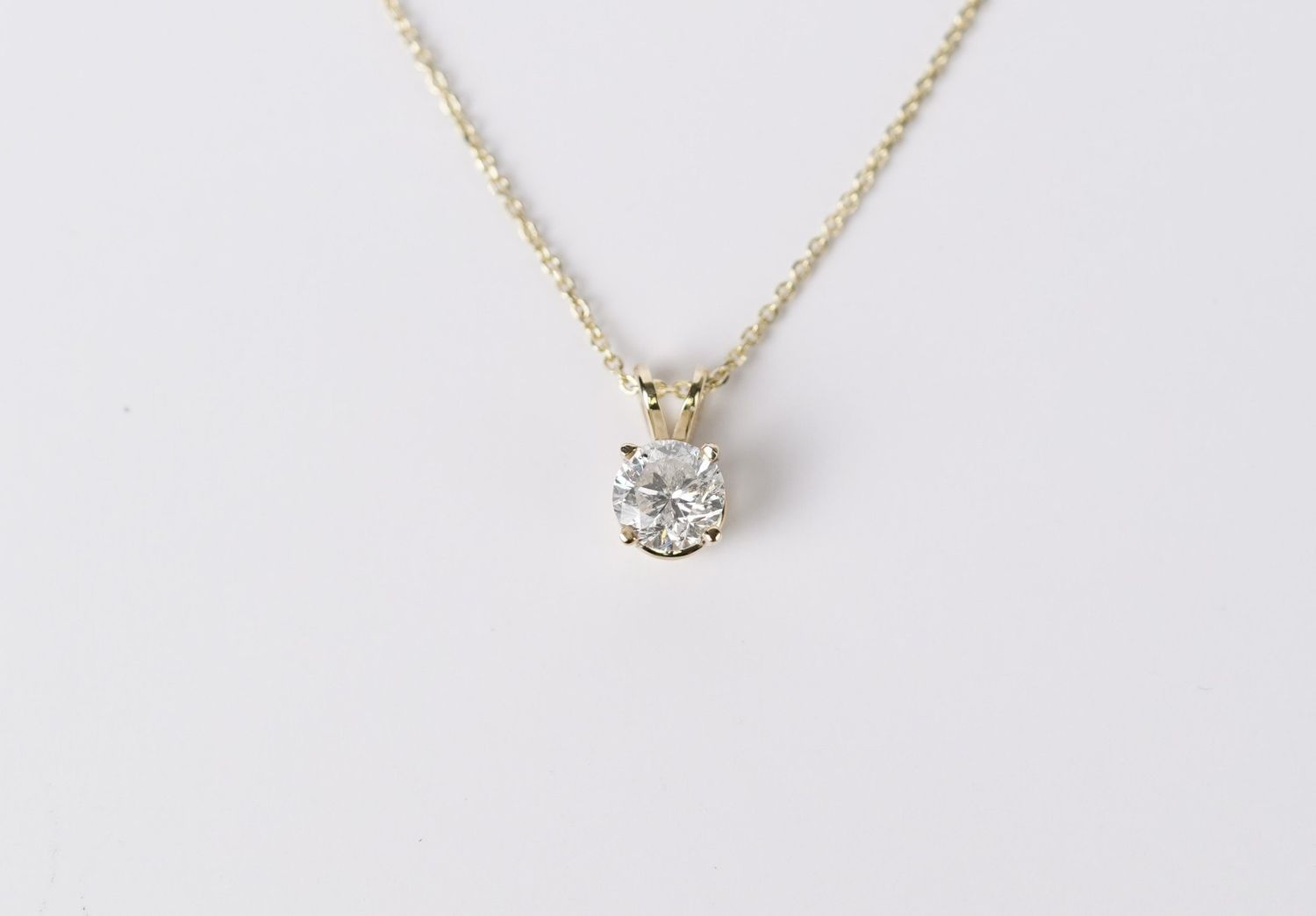 RAVX- 14KY 2.82g 1.11ct J/I2 Round Diamond Solitaire Pendant 16-18&quot;