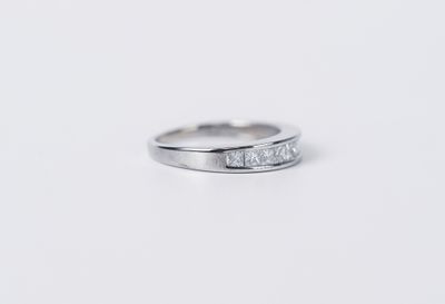 AET- 14KW 2.41g .55ctw Princess Cut Diamond Stackable Band (size 5.75)