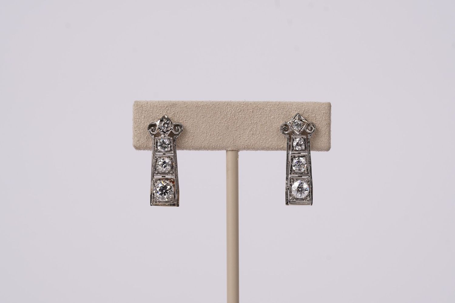 LET- 18KW 4.02g 1.86ctw European Cut Diamond Antique Earrings