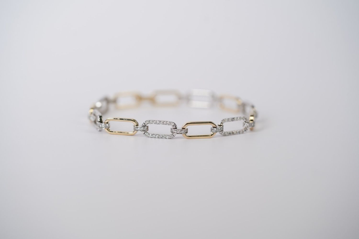 VDTT- 14KWY 9.78g 1.60ctw Diamond Paperclip Bracelet 7&quot;