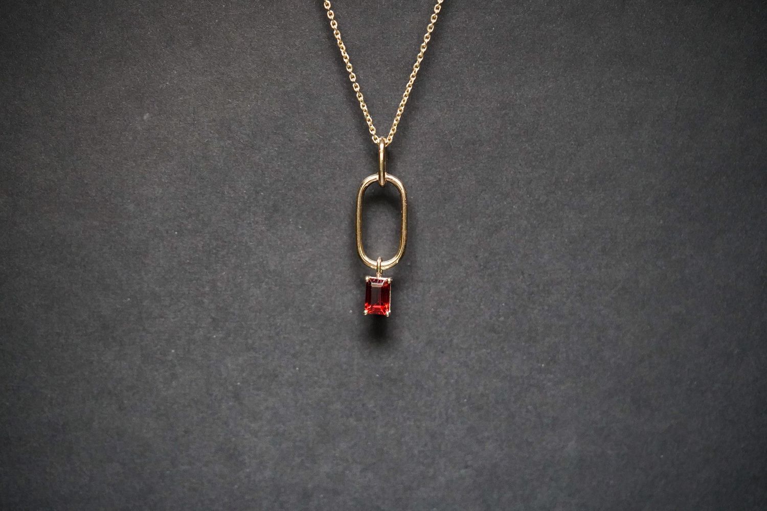 ATTX- 14KY 1.10g 6x4mm Emerald Cut Garnet Paperclip Necklace 16-18&quot;