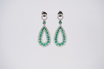 VVTT- Platinum 9.45g 2.3ctw Emerald &amp; Diamond Dangle Fashion Earrings