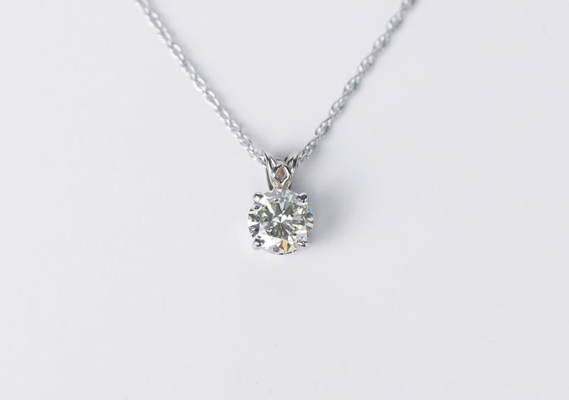 RTAE- 14KW 3.70g 2.02ct M/SI2 HRD Round Diamond Solitaire Pendant 16-18&quot;