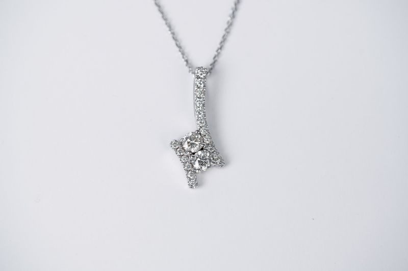 DETX- 14KW 3.88g .75ctw Diamond Ever Us Necklace 16-18&quot;