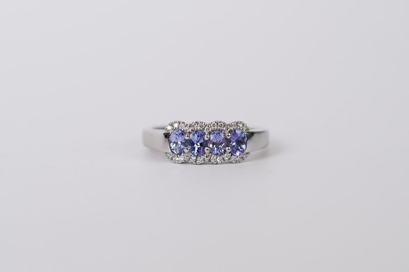 VBE- 18KW 4.48g 1.10ctw Tanzanite &amp; Diamond Fashion Ring (size 7)