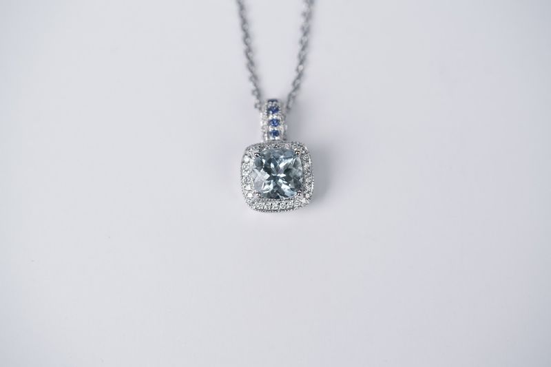 EETX- 14KW 6.20g 2.42ctw Aquamarine, Diamond &amp; Sapphire Pendant 16-18&quot;