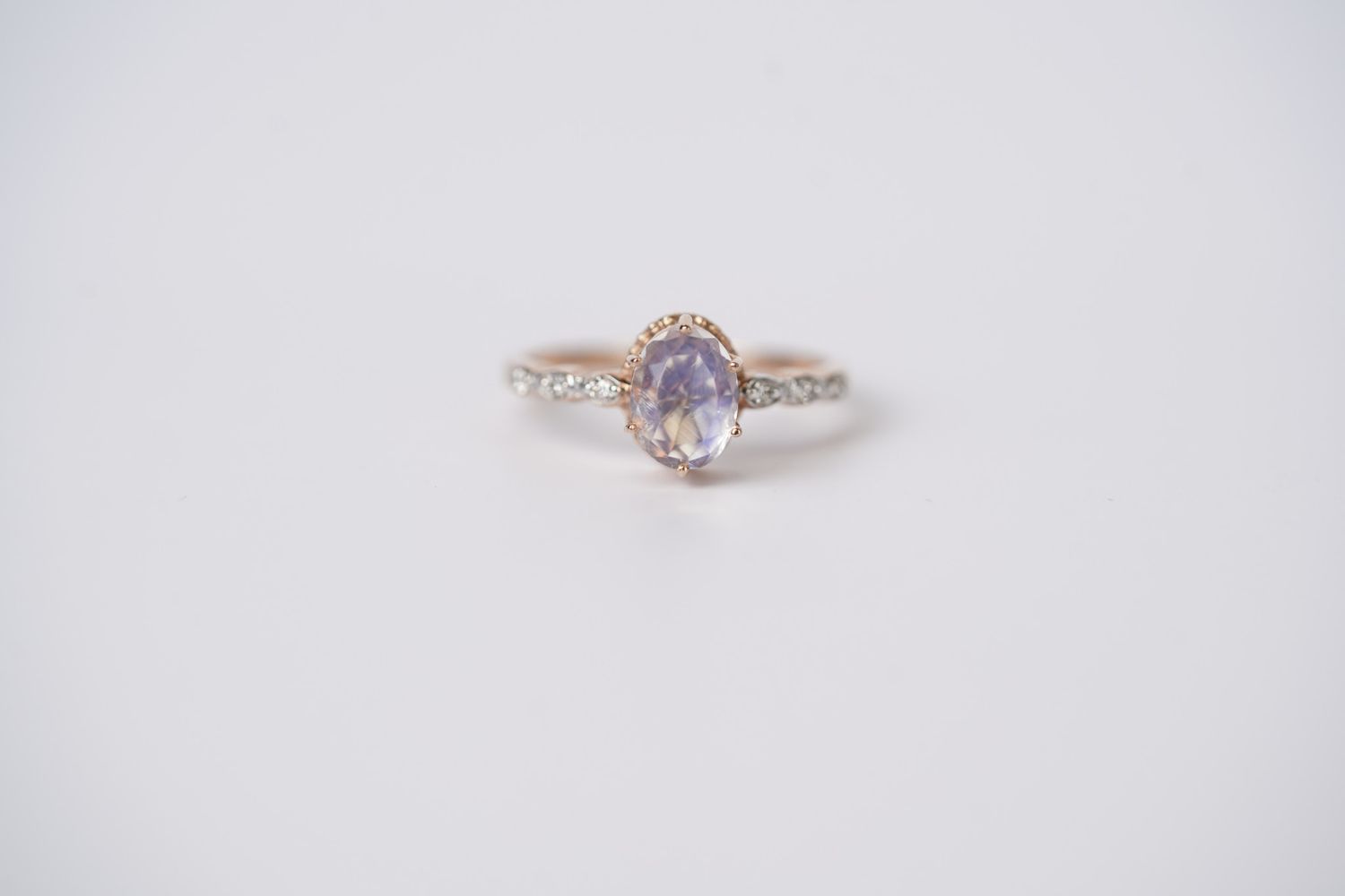 ANT- 14KR 2.59g 1.56ctw (1.50ctr) Moonstone &amp; Diamond Fashion Ring (size 7)