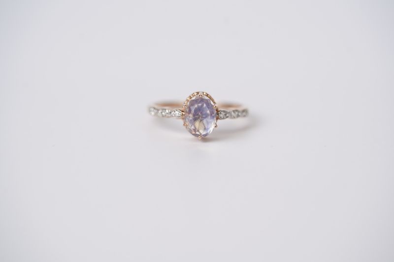 ANT- 14KR 2.59g 1.56ctw (1.50ctr) Moonstone &amp; Diamond Fashion Ring (size 7)