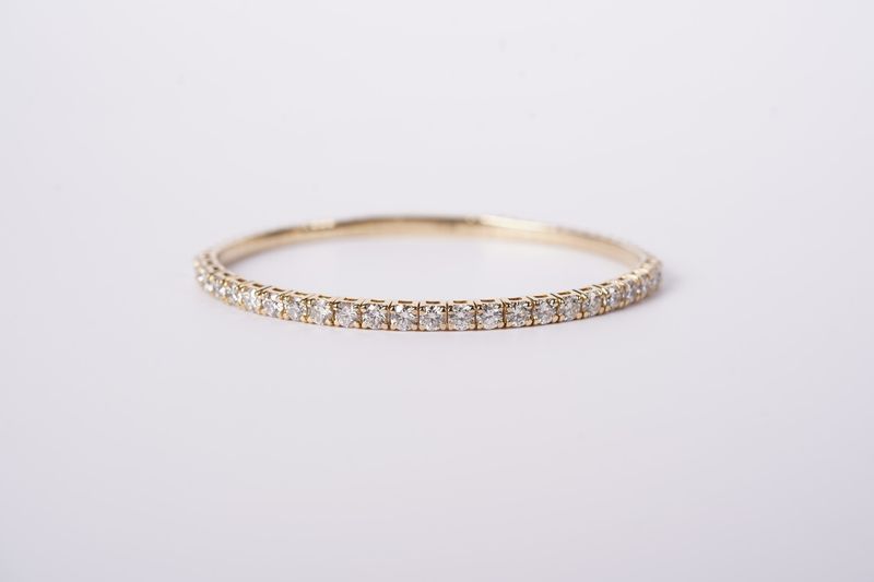 ALTTX- 14KY 12.4g 4.00ctw H-J/SI1 Round Diamond Flex Bangle