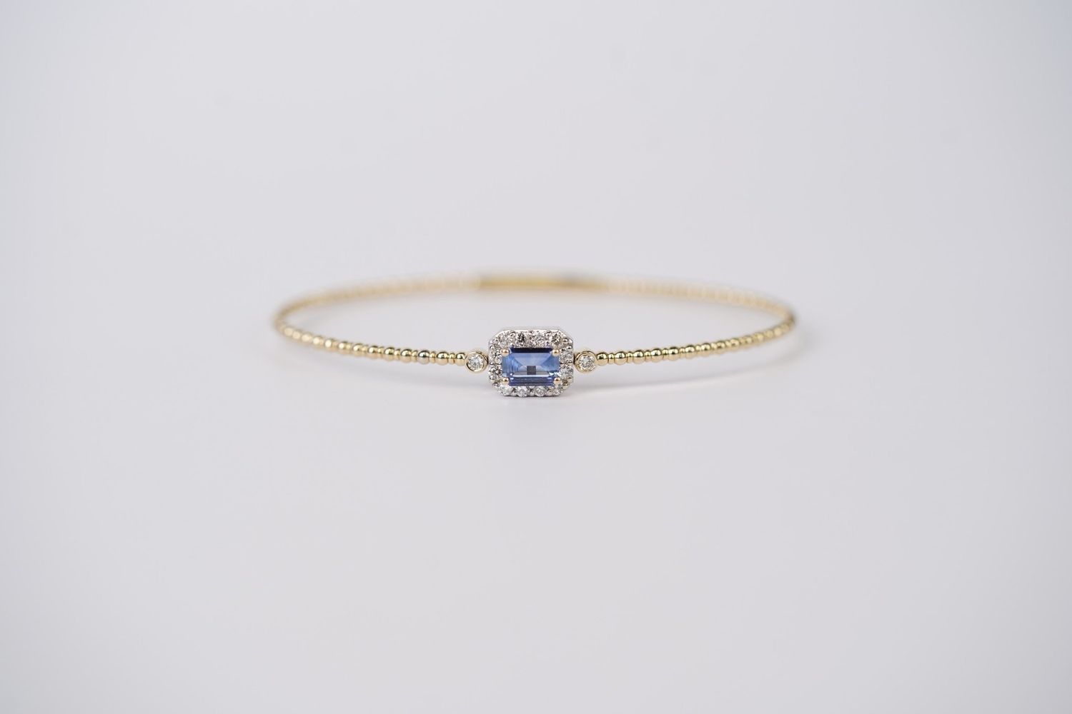 LTTX- 14KWY 6.08g 1.06ctw (.70ctr) Sapphire &amp; Diamond Flex Bangle