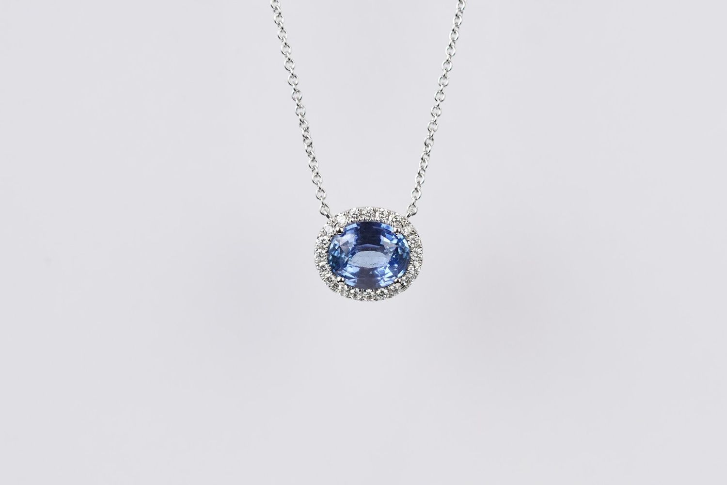 ARDD- 18KW 3.23g 2.55ctw (2.36ctr) Sapphire &amp; Diamond Halo Pendant 16-18&quot;