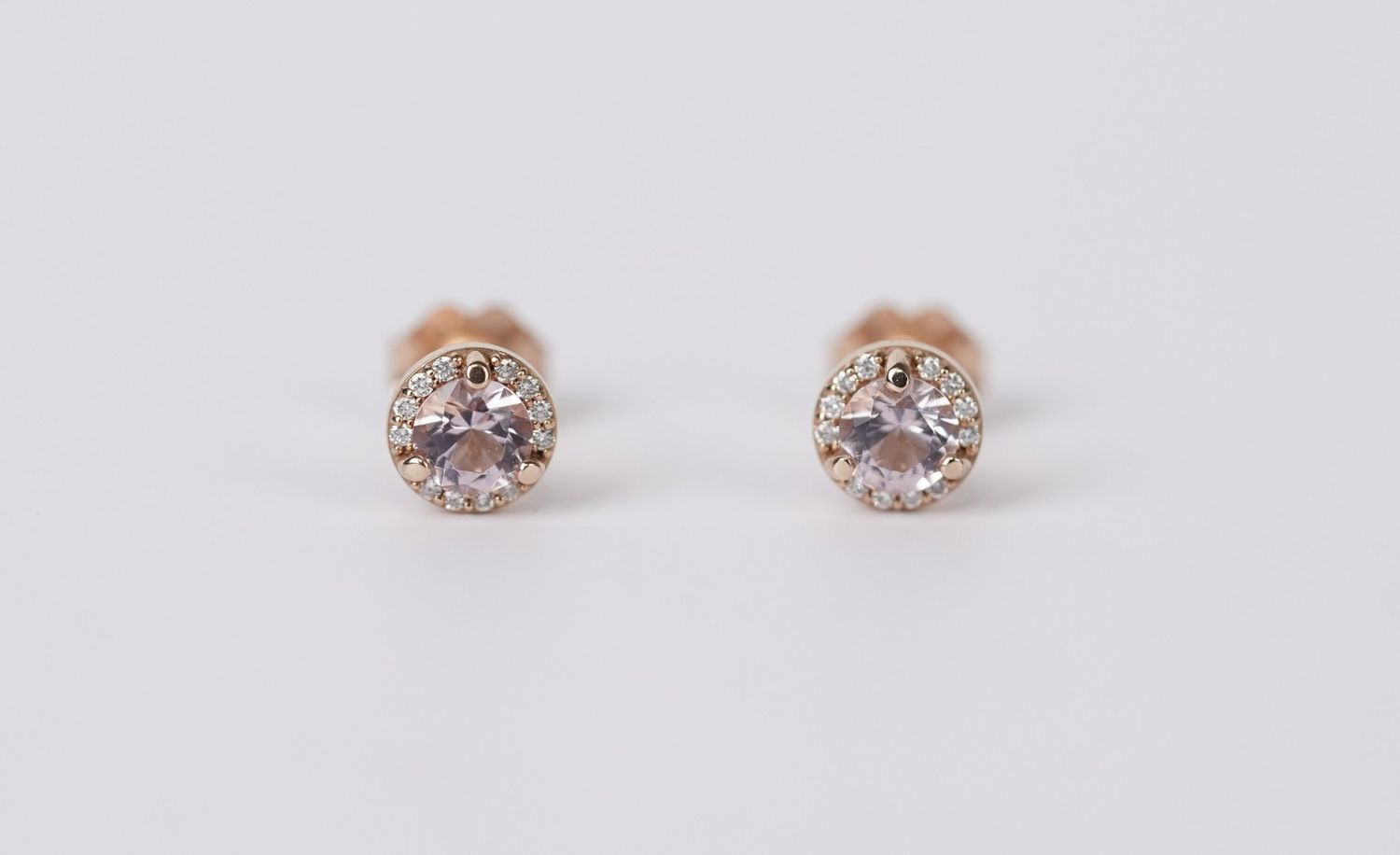 DAT- 14KR 1.32g .80ctw (.60ctrs) Morganite &amp; Diamond Halo Stud Earrings