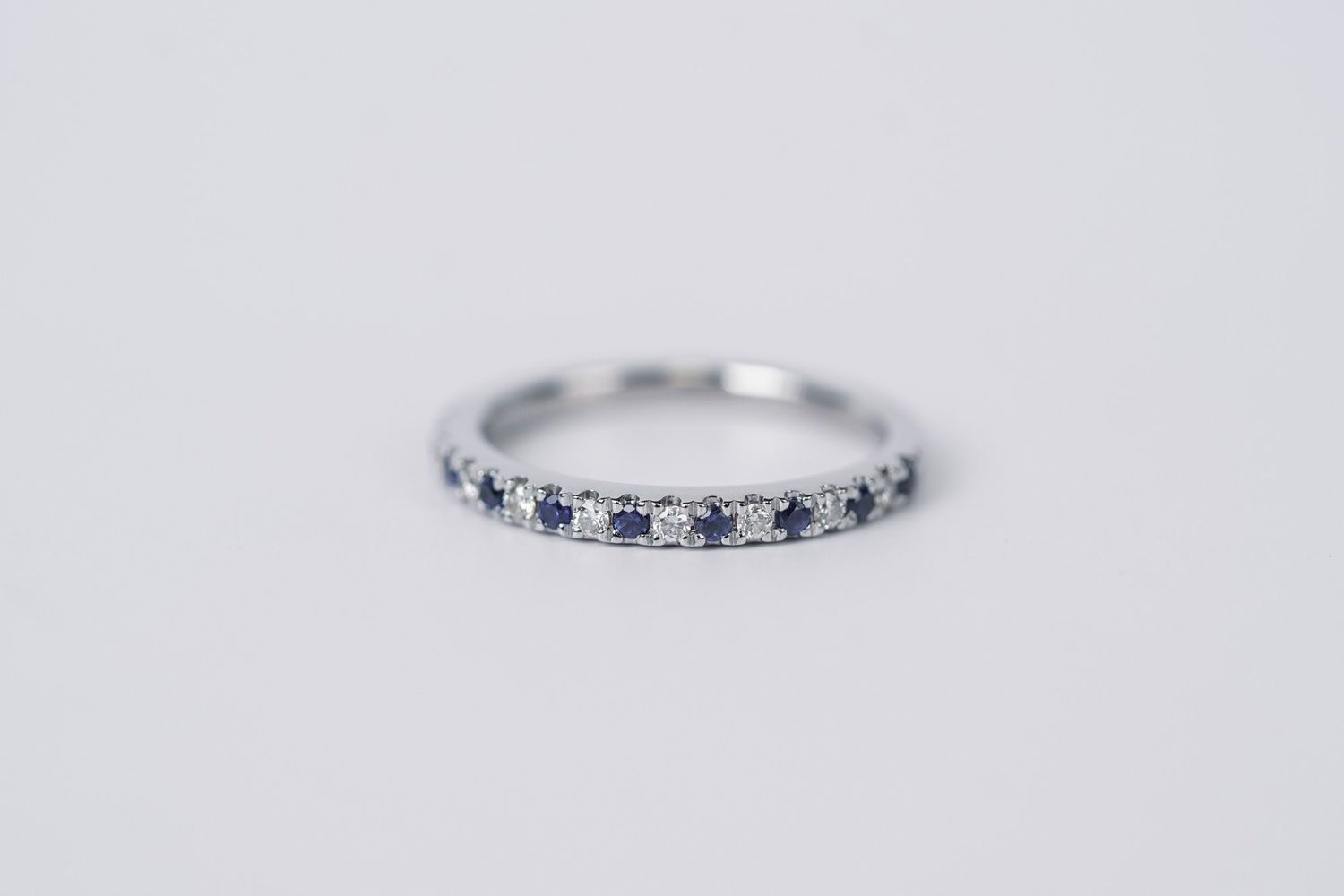 NAT- 14KW 2.41g .38ctw Sapphire &amp; Diamond Vera Wang Stackable Band (size 6.75)