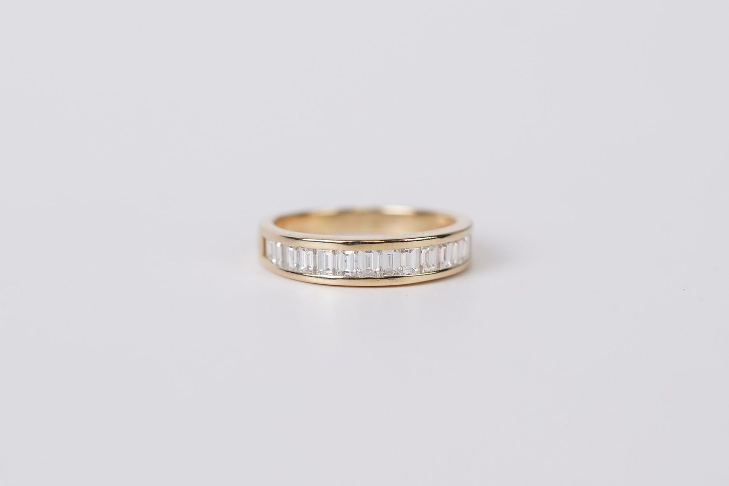 AET- 14KY 3.01g .80ctw Baguette Diamond Stackable Band (size 7)