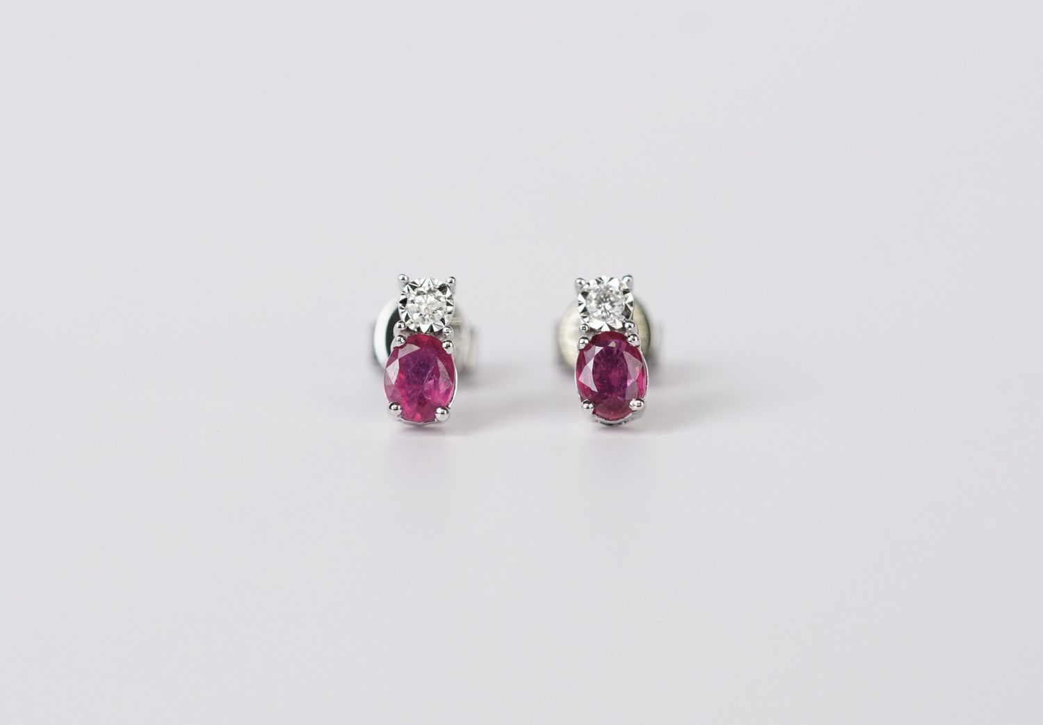 VBD- 14KW 1.80g 1.04ctw Ruby &amp; Diamond Stud Earrings