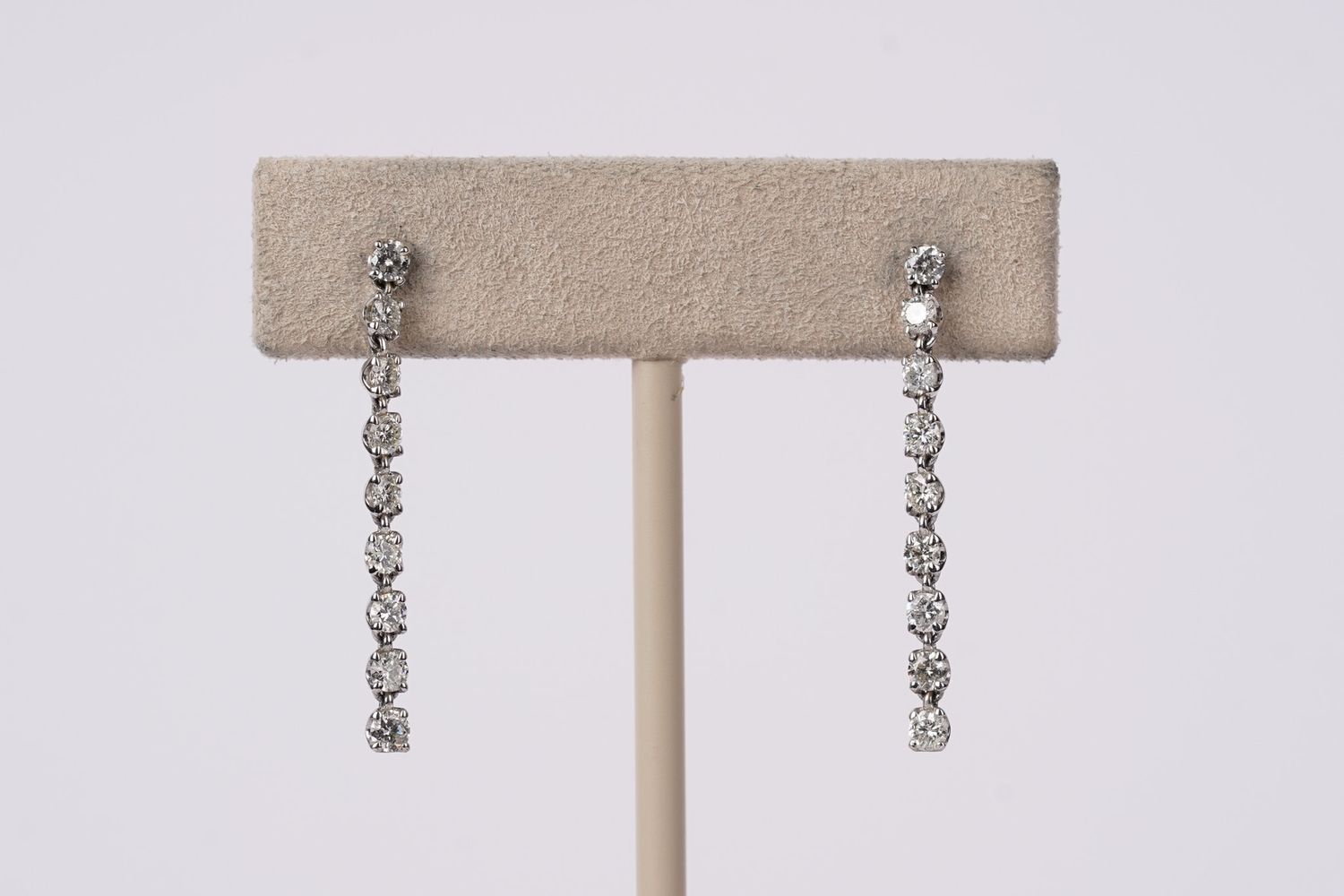 DRIX- 14KW 2.42g .88ctw Diamond Dangle Earrings