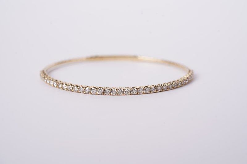 VNTTX- 14KY 6.92g 1.99ctw Diamond Flex Bangle