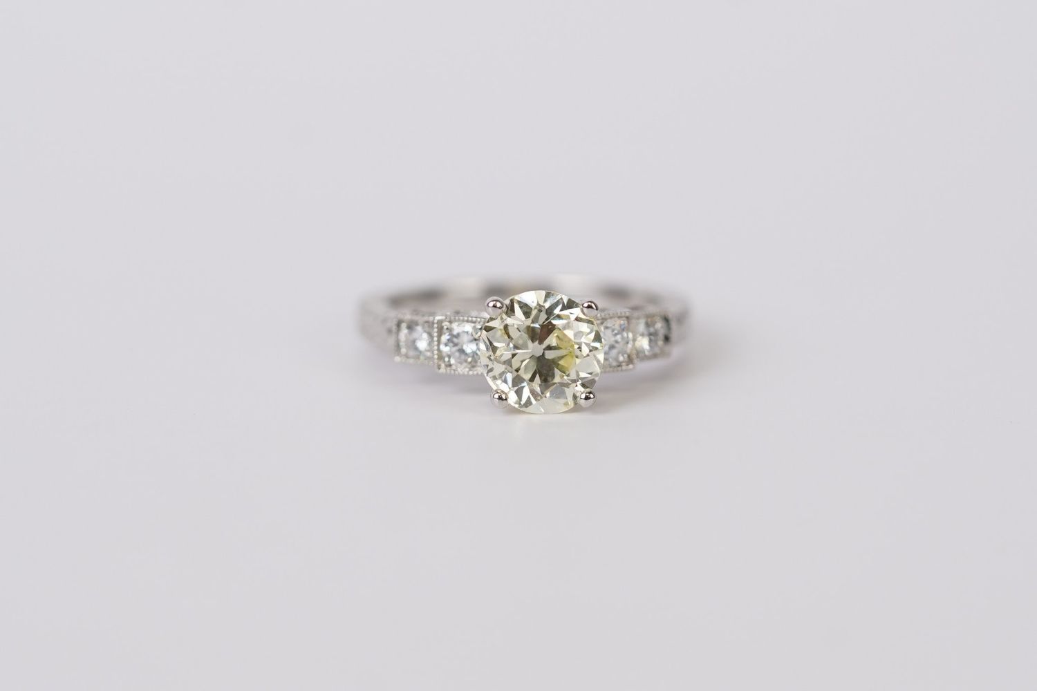 RETTX- 18KY/Platinum 5.95g 2.01ctw (1.67ctr) FLY/VS2 European Diamond Vintage Ring (size 6.5)
