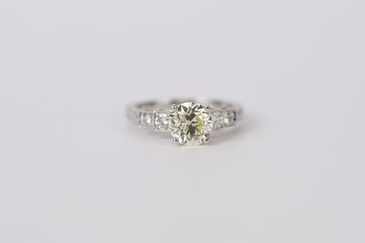 RETTX- 18KY/Platinum 5.95g 2.01ctw (1.67ctr) FLY/VS2 European Diamond Vintage Ring (size 6.5)