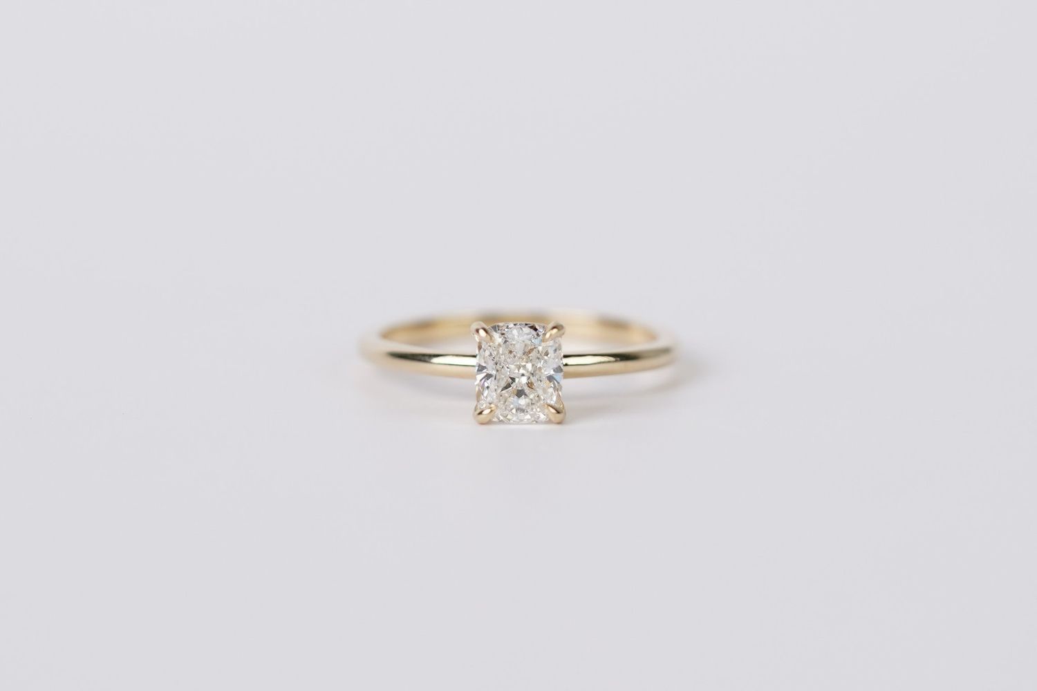 ANTT- 14KY 2.2g 1.03ct G/SI1 GIA Cushion Diamond Solitaire Engagement Ring (size 7)