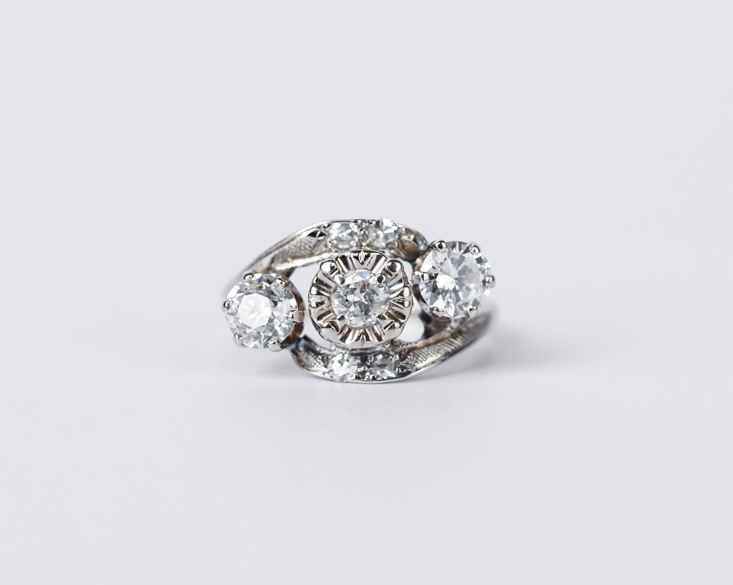 VTPT- Platinum/14KW 3.47g 1.30ctw Diamond Vintage Ring (size 5)