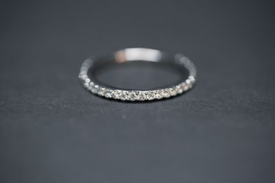 DTT- 14KW 2.1g .60ctw Diamond Shared Prong Stackable Band (size and 7)