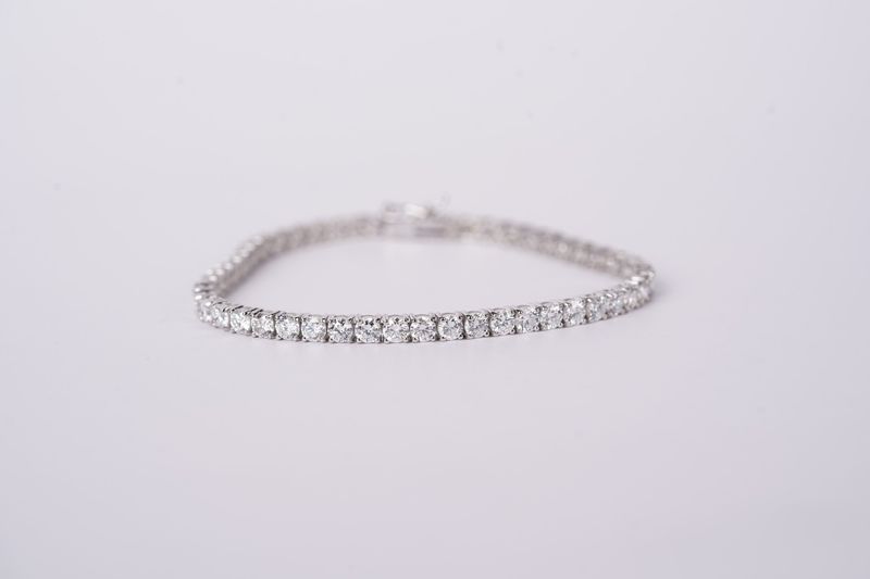 VDTT- 14KW 7.72g 7.00ctw Lab Grown Diamond Tennis Bracelet 7&quot;