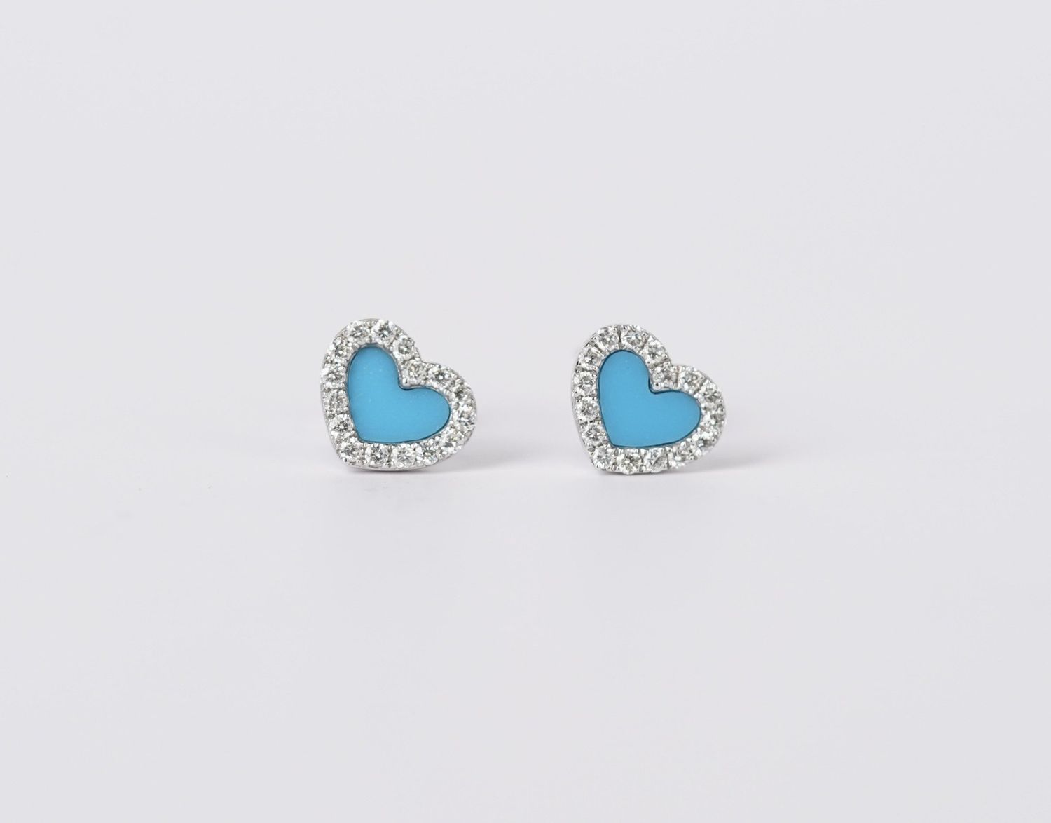 ARN- 14KW 1.30g .25ctw Turquoise &amp; Diamond Heart Stud Earrings
