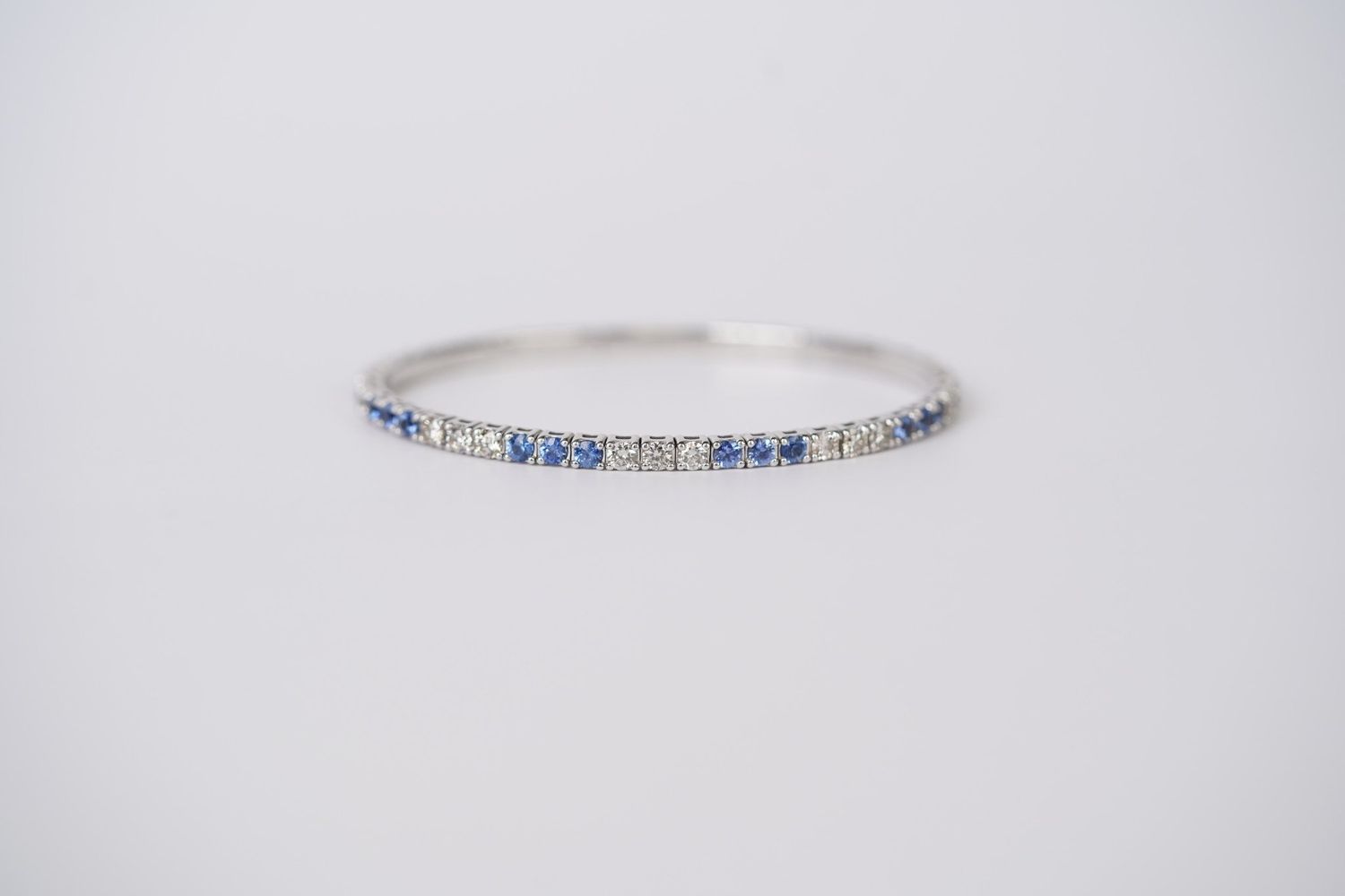 AATT- 14KW 12.37g 5.26ctw Sapphire &amp; Diamond Flex Bangle