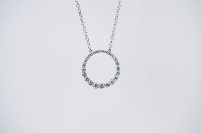 EDIX- 14KW 3.33g .71ctw Graduated Diamond Circle Pendant 18&quot;