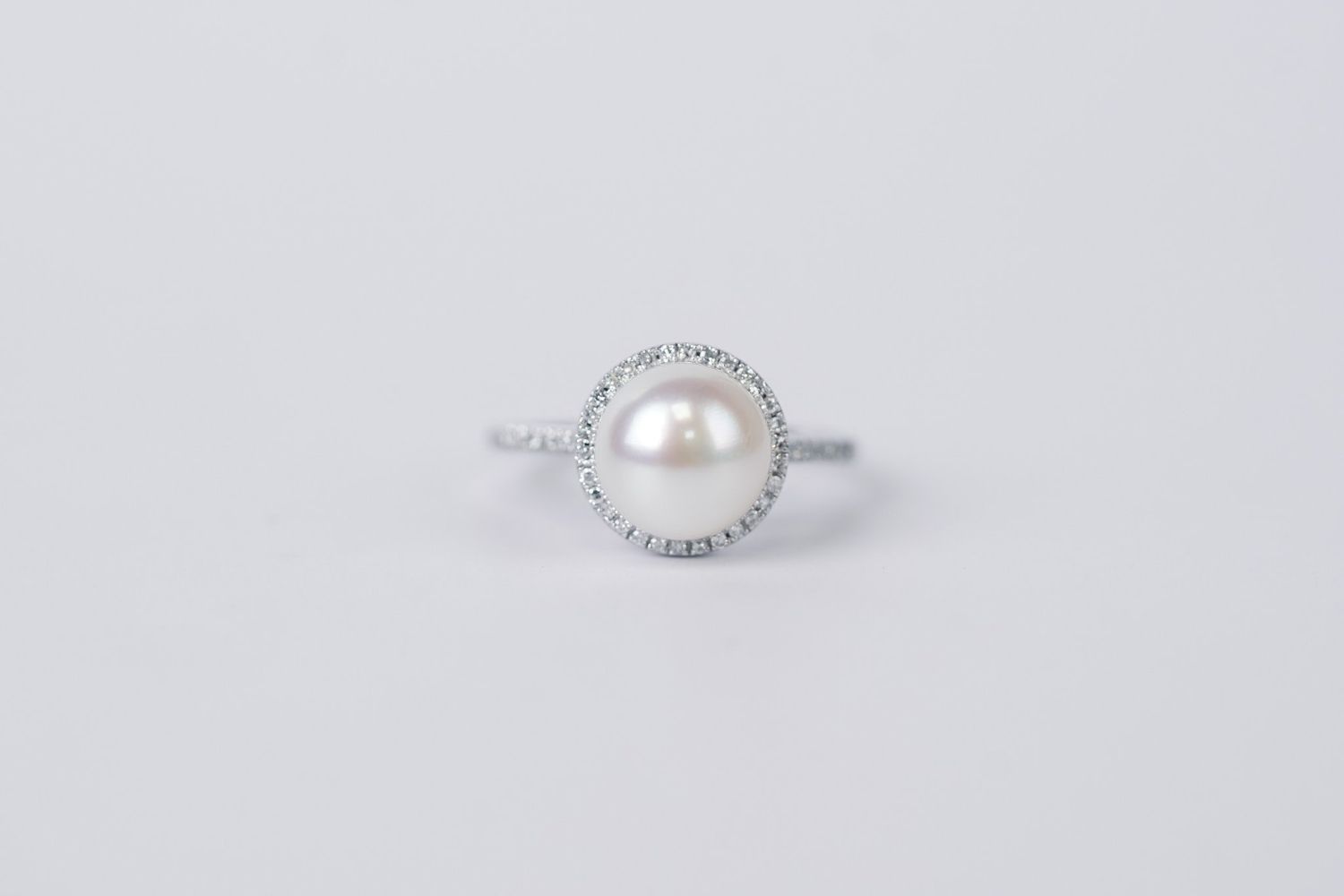 ADI- 14KW 3.20g 7.5mm .16ctw Diamond &amp; Pearl Halo Fashion Ring (size 7)