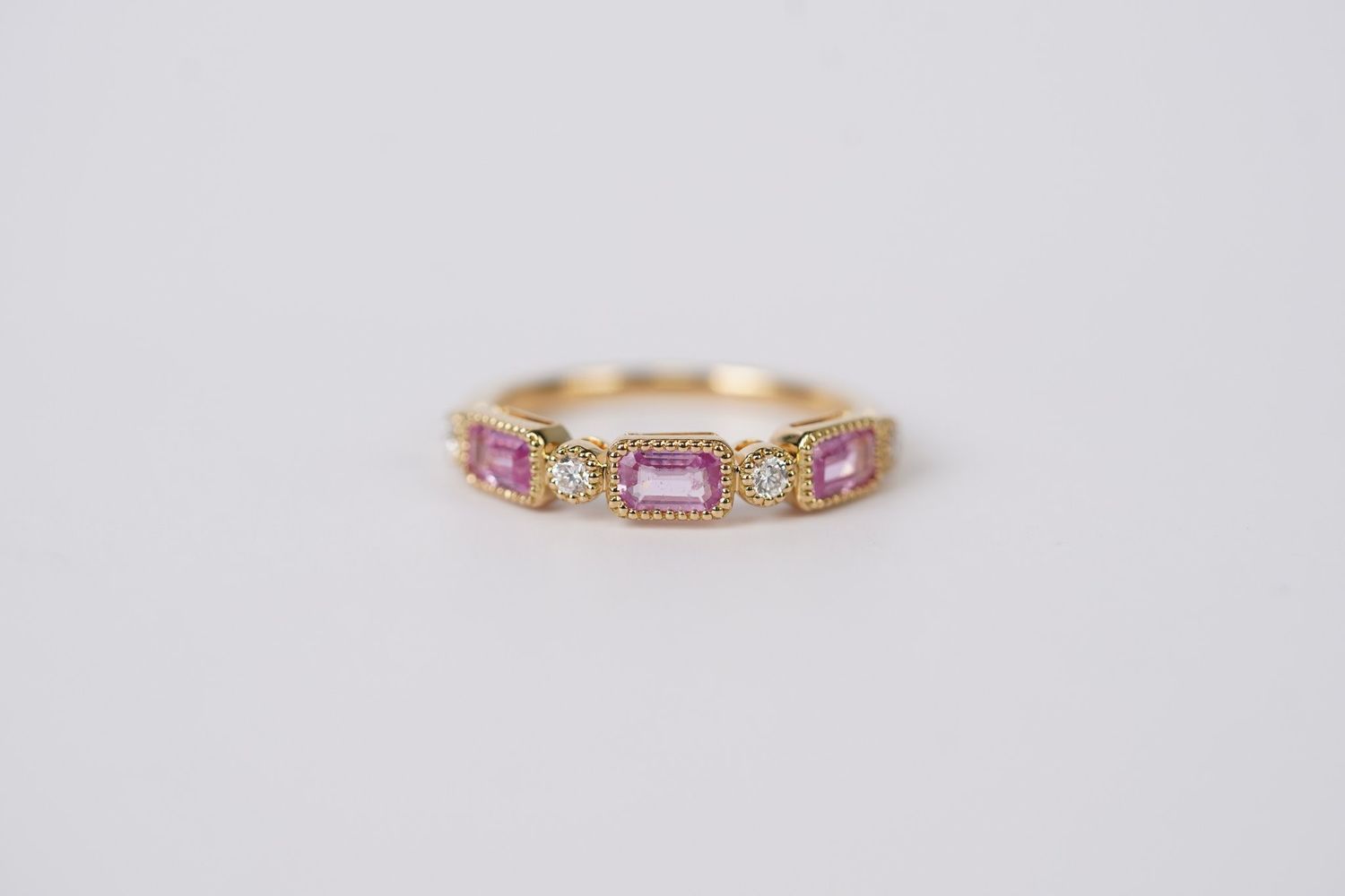 RDIX- 18KY 2.74g .98ctw Sapphire &amp; Diamond Stackable Band (size 6.5)