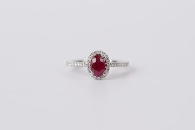 LETX- 18KW 3.18g 1.14ctw (.84ctr) Ruby &amp; Diamond Halo Fashion Ring (size 6.75)