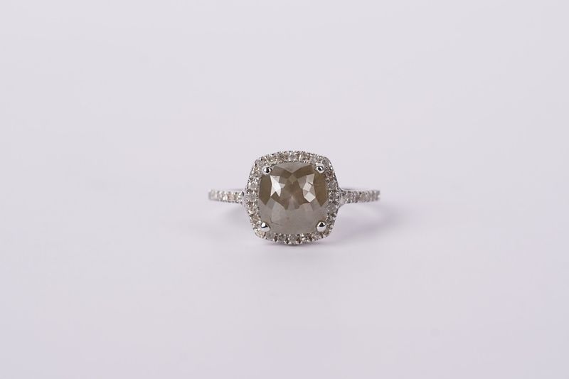 AETX- 18KW 2.64g 1.40ctw (1.20ctr) Salt &amp; Pepper Diamond Halo Ring (size 6.5)