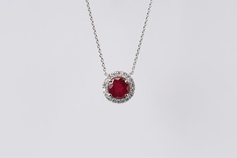 NDT- 14KW 2.77g 1.38ctw (1.20ctr) Ruby &amp; Diamond Halo Pendant 16-18"